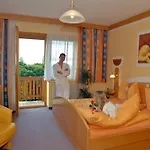 Sunny-hill Fruehstueckshotel - Loipersdorf 호텔 3*