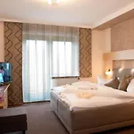 Sunny-hill Fruehstueckshotel - Loipersdorf