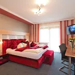 Hotel Sunny-hill Fruehstueckshotel - Loipersdorf 3*