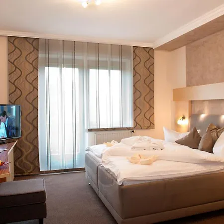 Sunny-hill Fruehstueckshotel - Loipersdorf