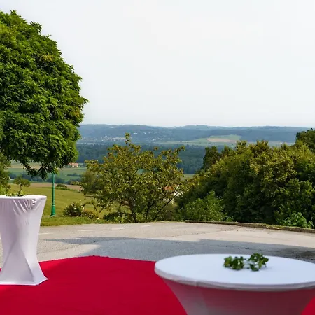 Sunny-hill Frühstückshotel - Dreilandhof Hotel 3*