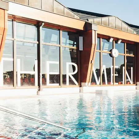 Sunny-hill Frühstückshotel - Dreilandhof 3*