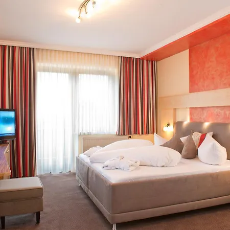 酒店 Sunny-hill Fruehstueckshotel - Dreilandhof 3*