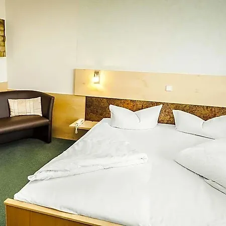 Sunny-hill Fruehstueckshotel - Loipersdorf Hotel