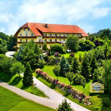 Dreilandhof 3*