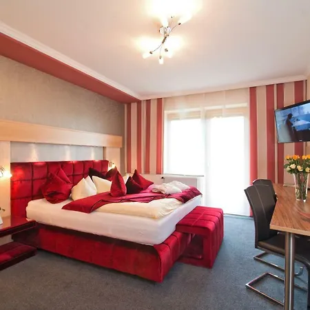 Hotel Sunny-hill Frühstückshotel - Dreilandhof 3*