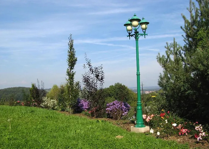 Sunny-hill Fruehstueckshotel - Dreilandhof Лойперсдорф-бай-Фюрстенфельд