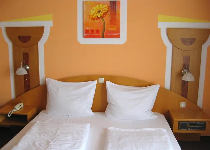 Sunny-hill Frühstückshotel - Dreilandhof 3*