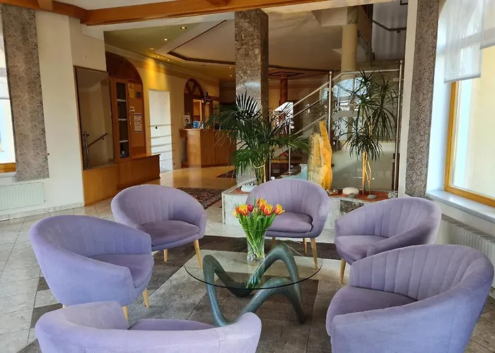 酒店 Sunny-hill Fruehstueckshotel - Dreilandhof 3*