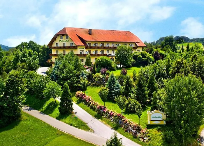 酒店 Sunny-hill Fruehstueckshotel - Dreilandhof Fürstenfeld