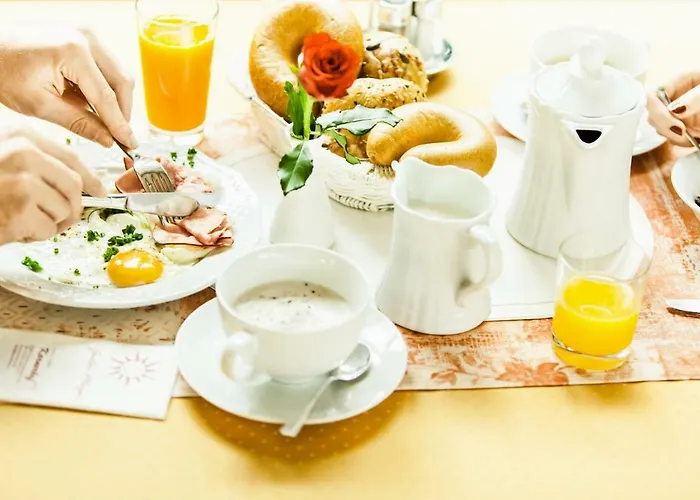 Sunny-hill Fruehstueckshotel - Dreilandhof 3* Fürstenfeld