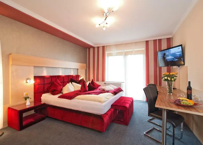 Hotel Sunny-hill Frühstückshotel - Dreilandhof 3*