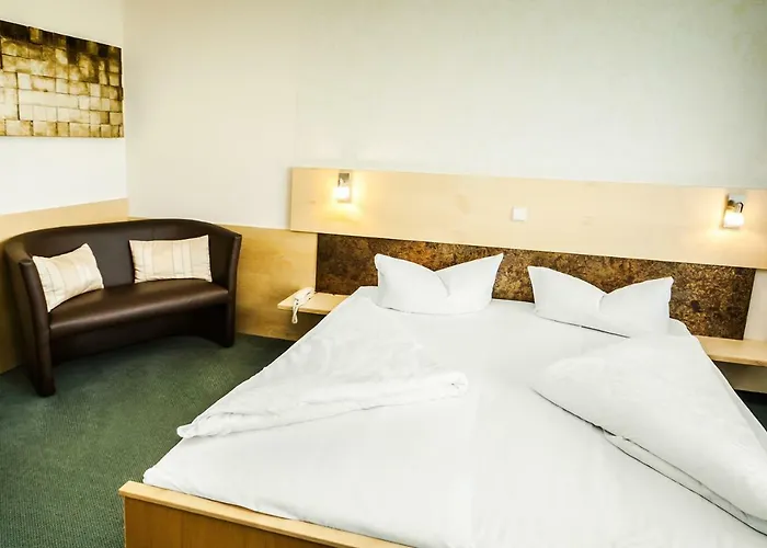 Hotel Sunny-hill Frühstückshotel - Dreilandhof 3*